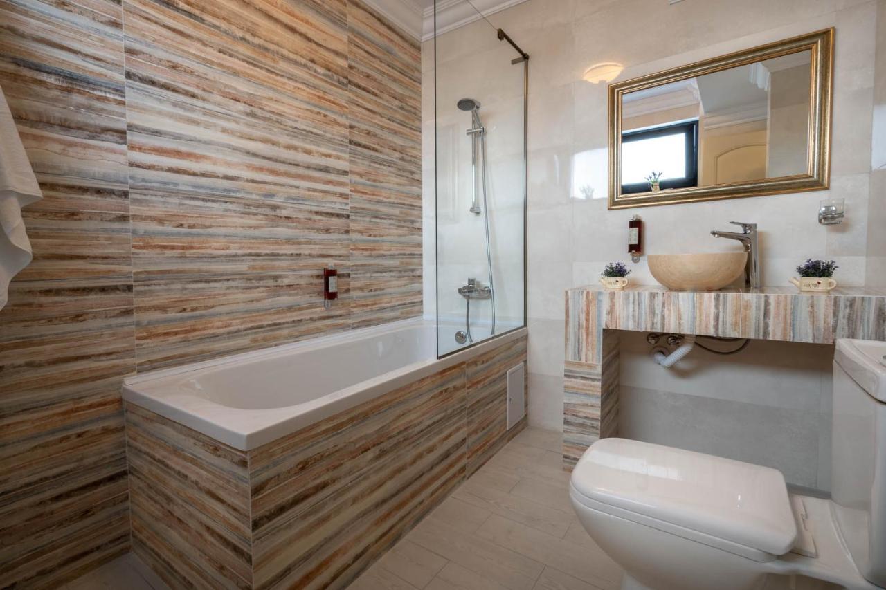 Hotel Casa Fiori Bukarest Eksteriør billede