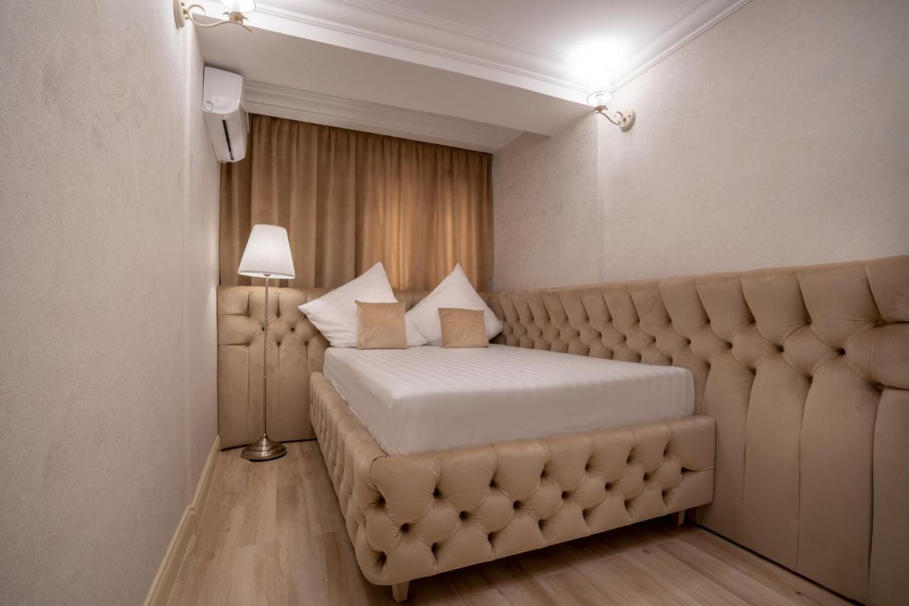 Hotel Casa Fiori Bukarest Eksteriør billede
