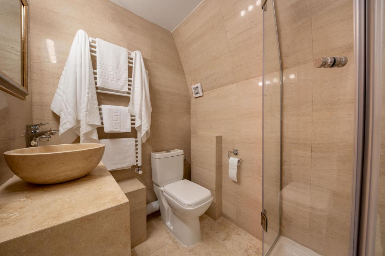 Hotel Casa Fiori Bukarest Eksteriør billede